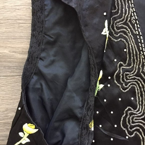 Handmade Embroidered Beaded Plus Size 22-24 Black Vest Pearl Beads Yellow Flower - Picture 7 of 7